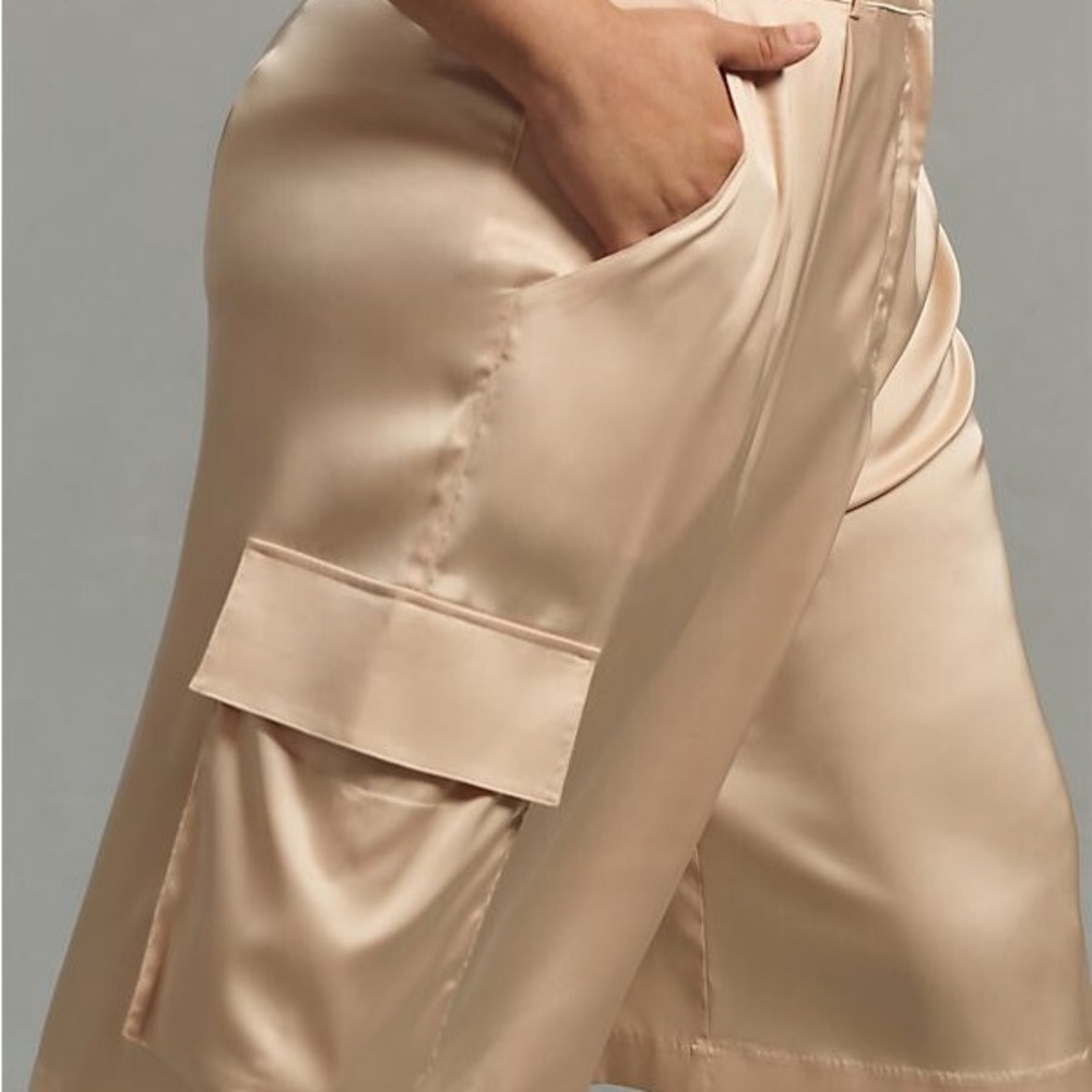 Hutch Satin Beige Bermudas